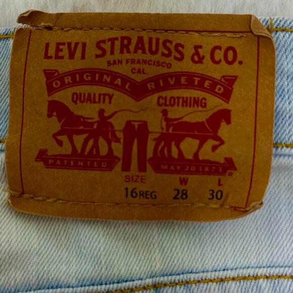 Levi’s Boys Light Wash Jeans - Picture 8 of 10